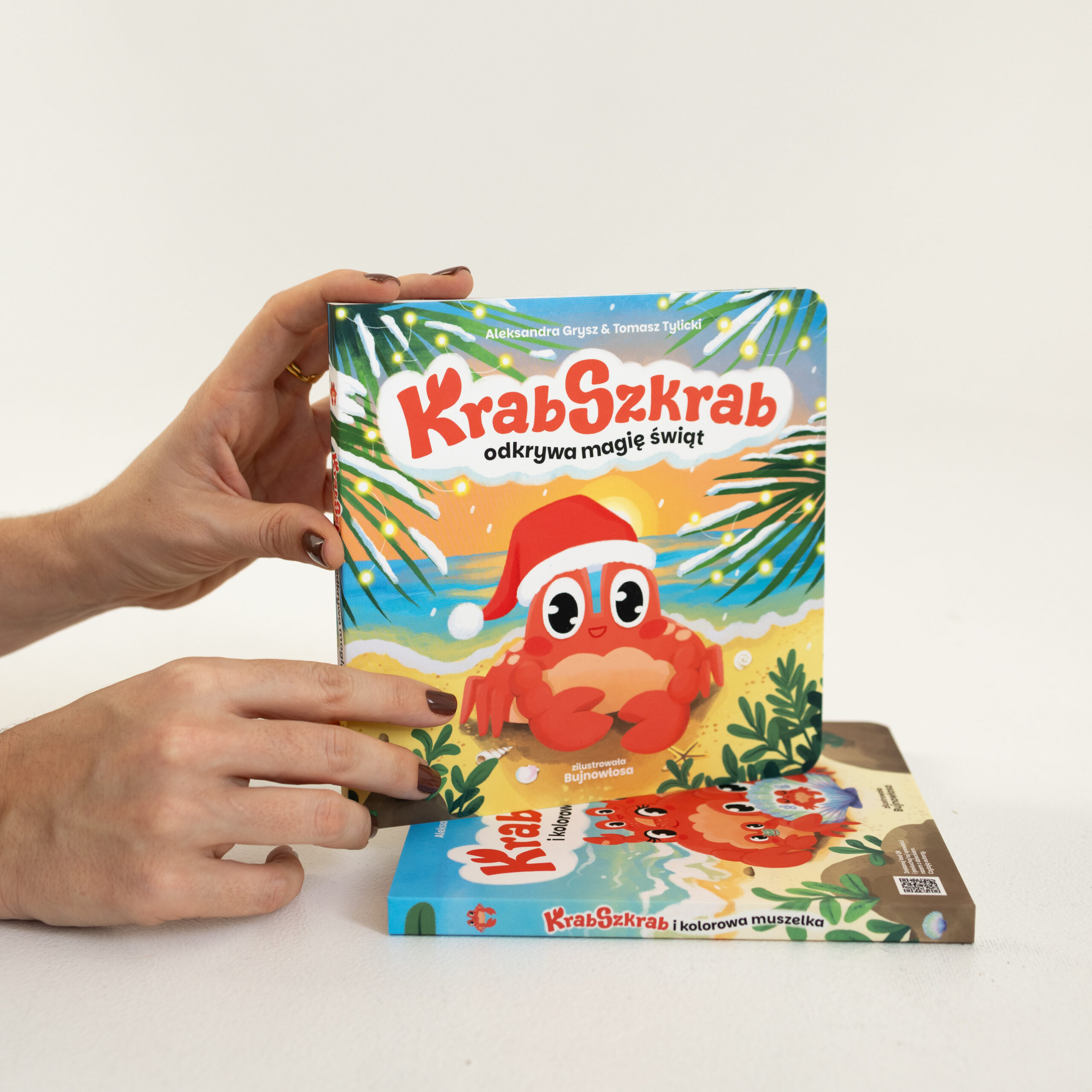 Zestaw: „Krab Szkrab i kolorowa muszelka” + „Krab Szkrab odkrywa magię Świąt” - obrazek 3